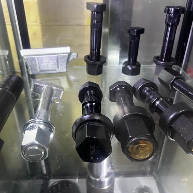 Nut-Bolt Collection